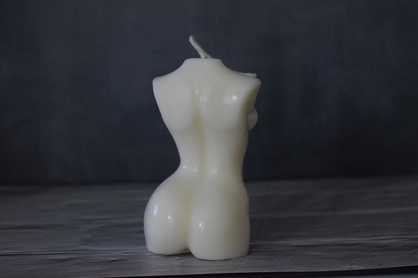 Torso femenino